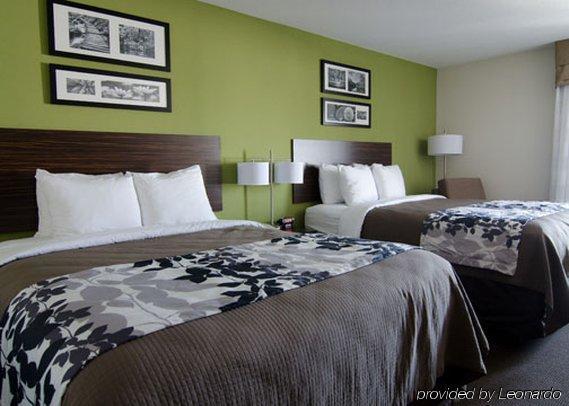 Sleep Inn & Suites Harbour Pointe Brandermill Habitación foto